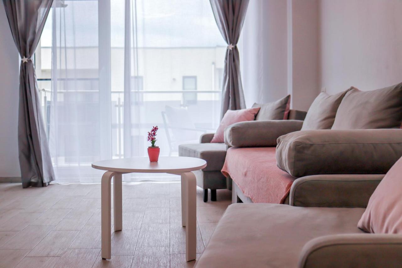 Apartamento Astoria Rose Năvodari Exterior foto