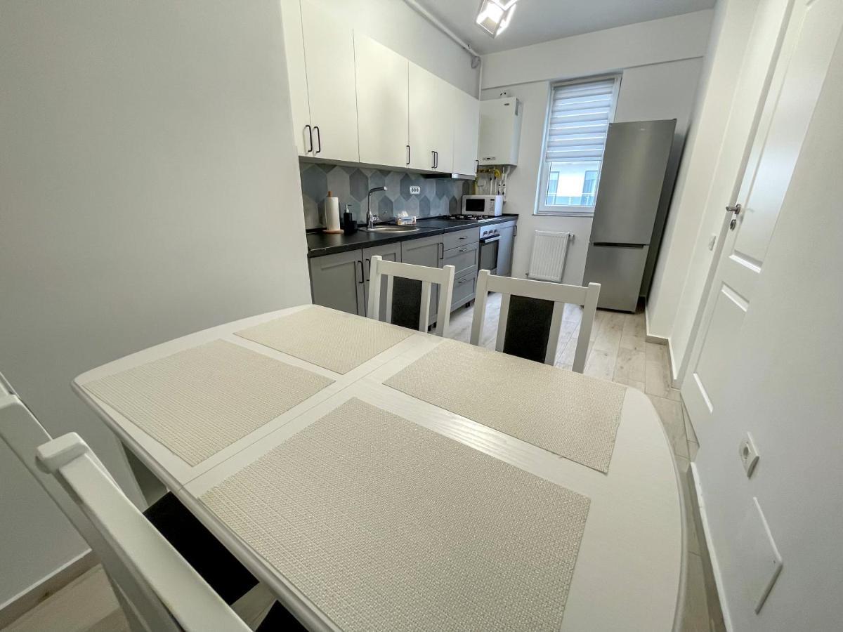 Apartamento Astoria Rose Năvodari Exterior foto